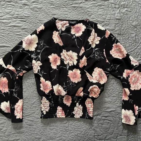 ECLIPSE FLORAL CROP TOP - Picture 1 of 1